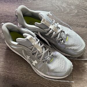 Under Armour Silver Mens Cleats Yard Turd Baseball Shoes